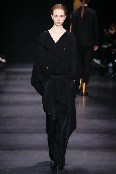 Look 22